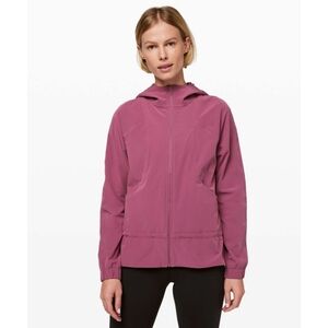 LULULEMON Pack It Up Jacket Plumful Rain Jacket Size 10